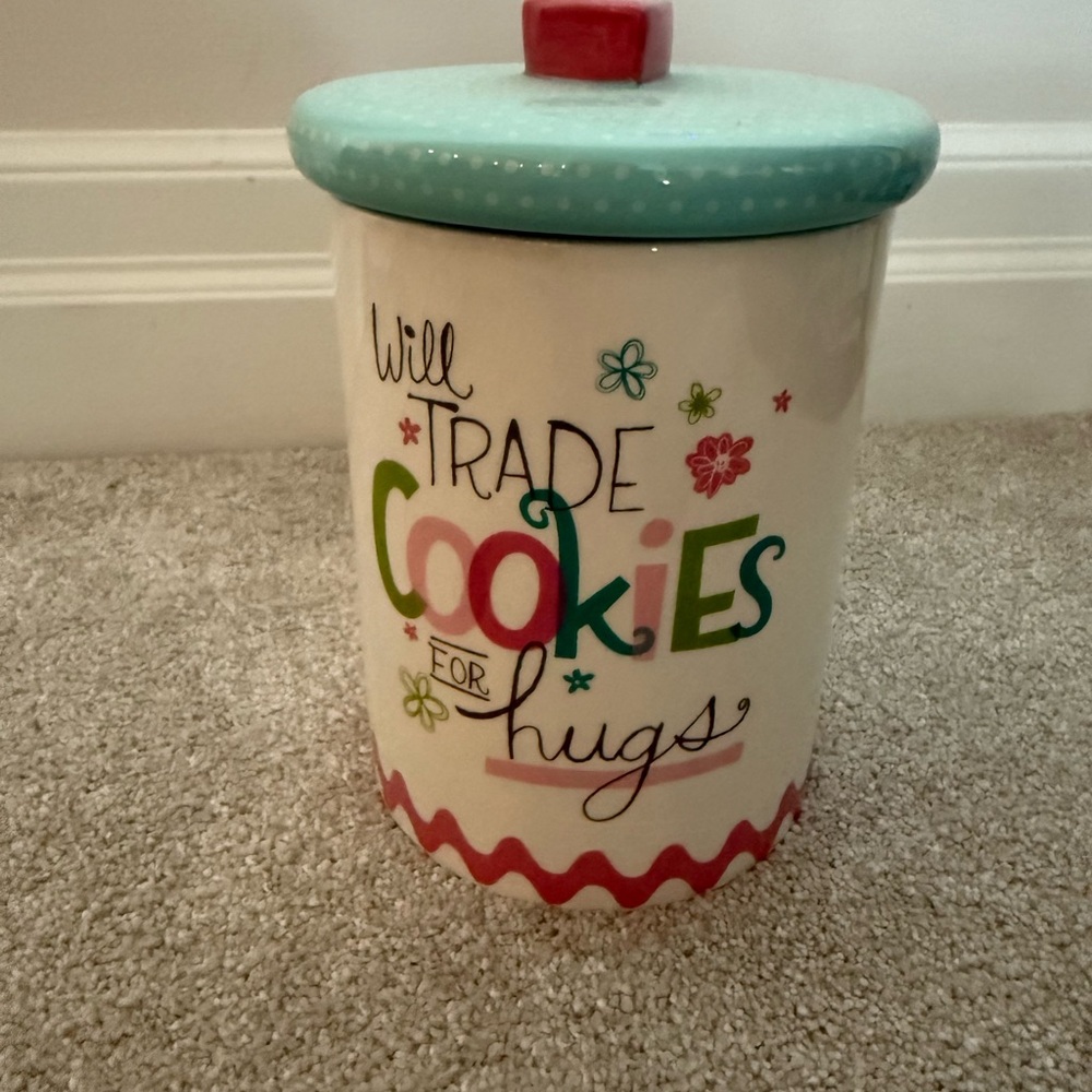 Hallmark White Ceramic Base